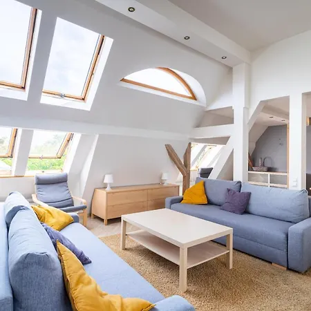 Coastal Style Two-level Victus Near Pier By Renters